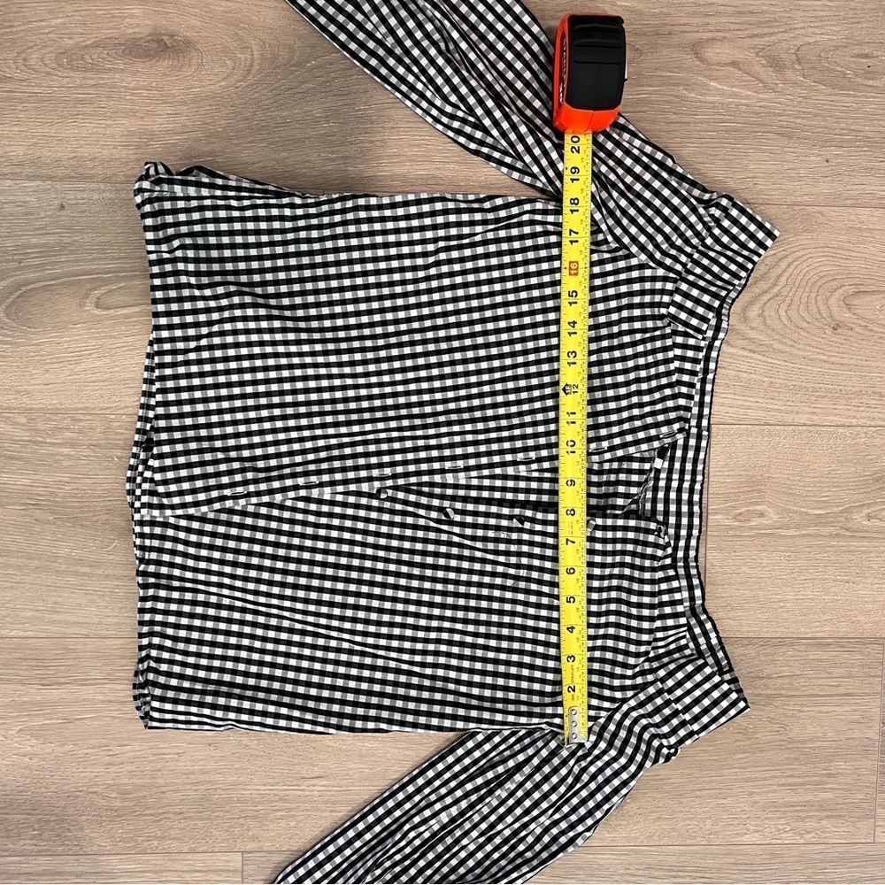 Uterque Black and White Checkered Off-Shoulder Blouse - Picture 6 of 6